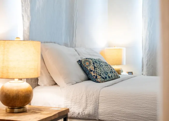 La Mona Loiza Apartment Complex By Stay With Bear