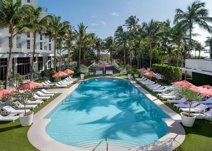 Cadillac & Beach Club, Autograph Collection