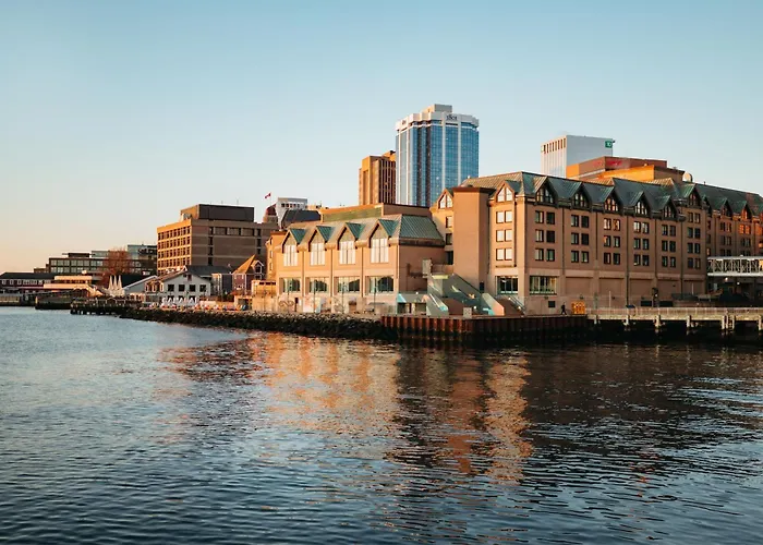 Hotel with Tennis: Halifax Marriott Harbourfront Hotel