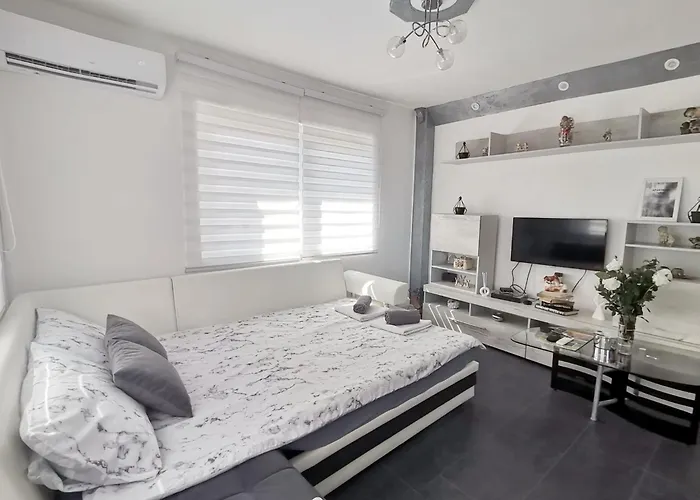 Apartmani Lipa