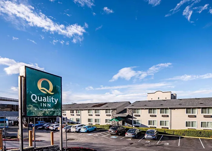 Сity center hotels Quality Seatac Airport-Seattle