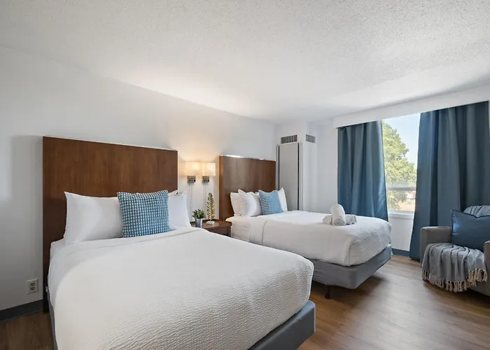 315 Loso Hotel Airport
