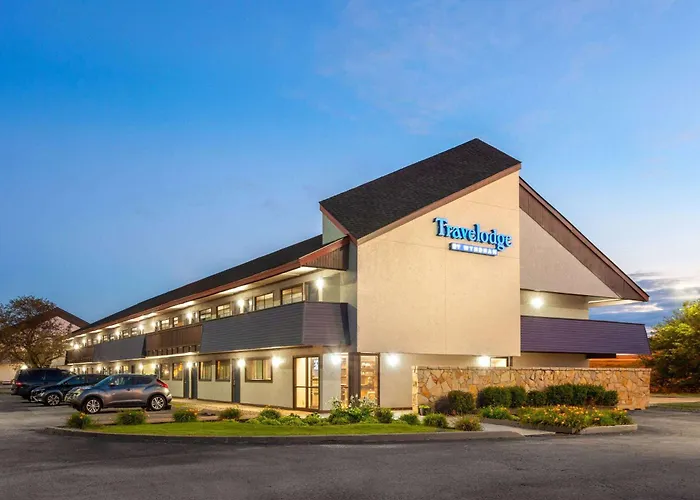 Motel: Travelodge By Wyndham Peoria