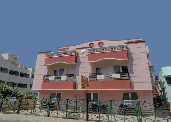 Hotel O Tiara Grand