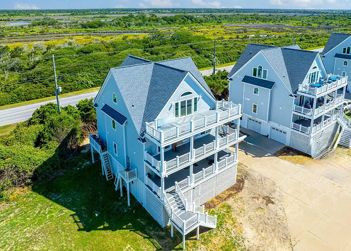 Grand Topsail Villa By Sea Scape Properties