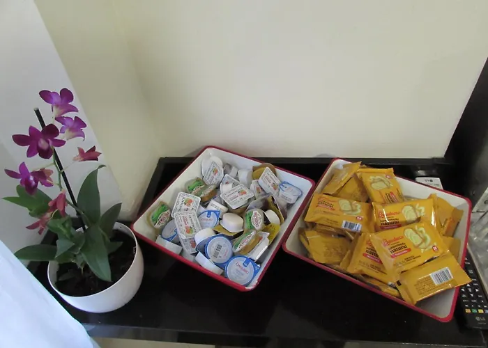 Resort: Hotel Urbis a 10 minutos Rua 25 de Março, Brás,Bom Retiro,a 2 minutos do Mirante Sampa Sky