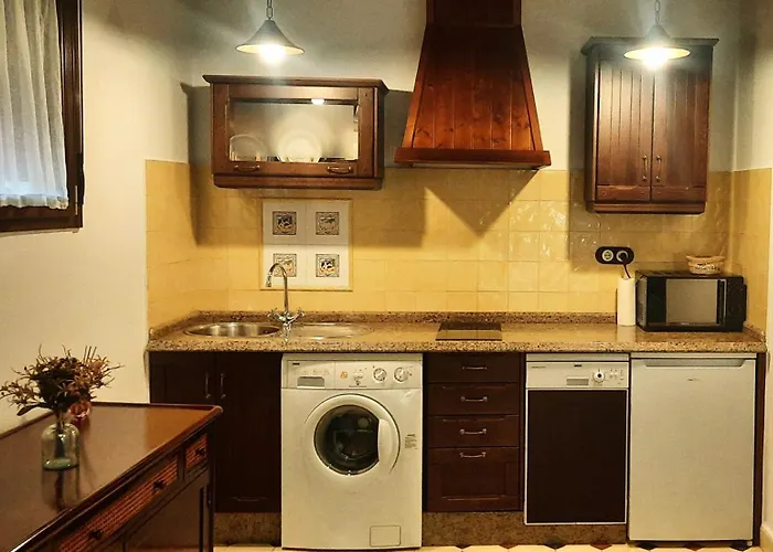 Apartamentos Rurales El Zarzo