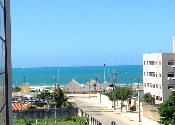 Apartamento: Edificio Ettore Apartamento de Temporada na Praia do Futuro