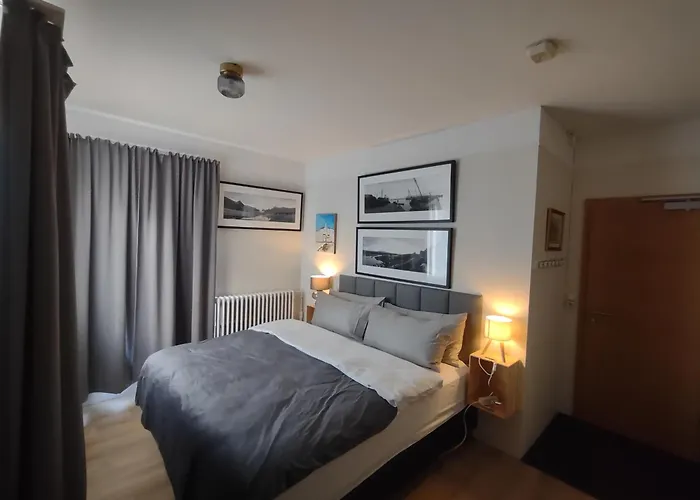 Snorri'S Guesthouse