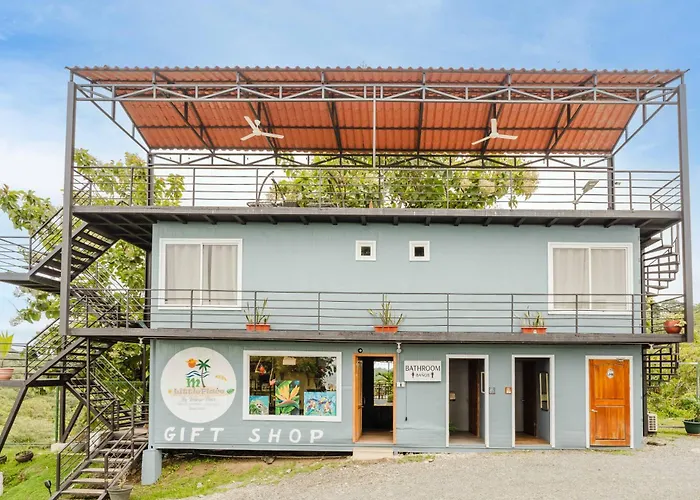 Сity center hotels Ronnys Flat Manuel Antonio