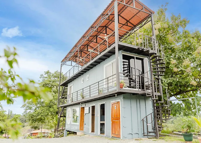 Сity center hotels Ronnys Flat Manuel Antonio