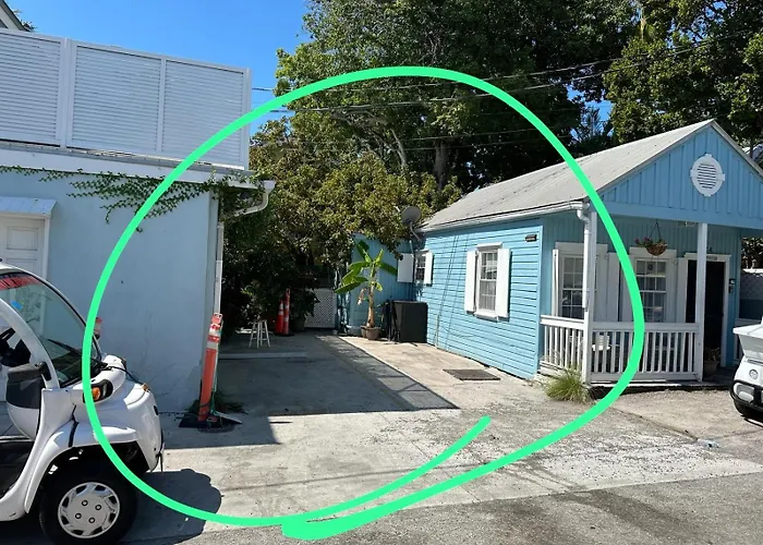 Guest house: Old Town Suites