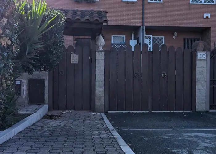 Sistershouse