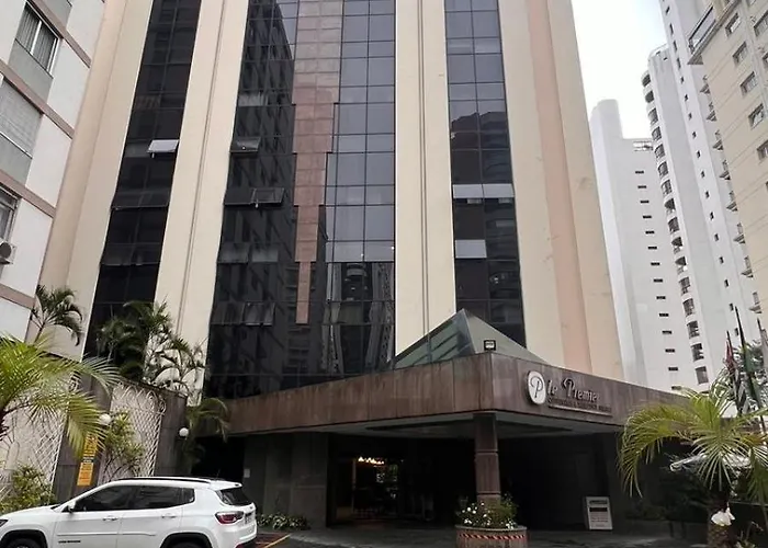 Le Premier Apartamentos