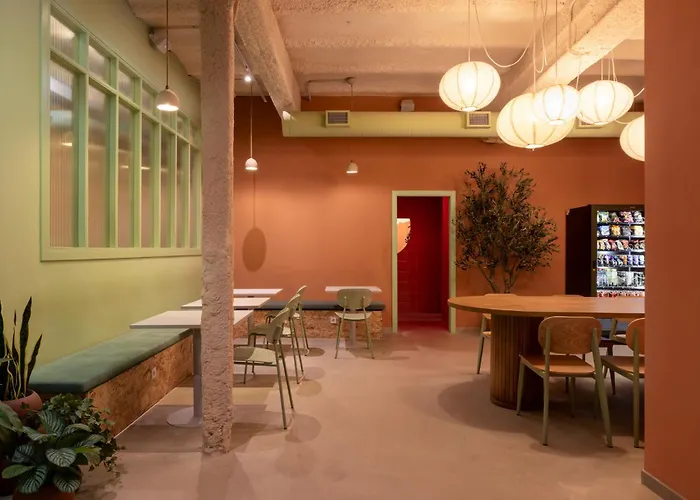 Hotel cerca del colegio: The Loft House Madrid