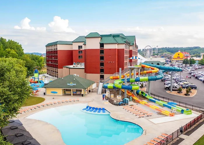 Country Cascades Waterpark Resort