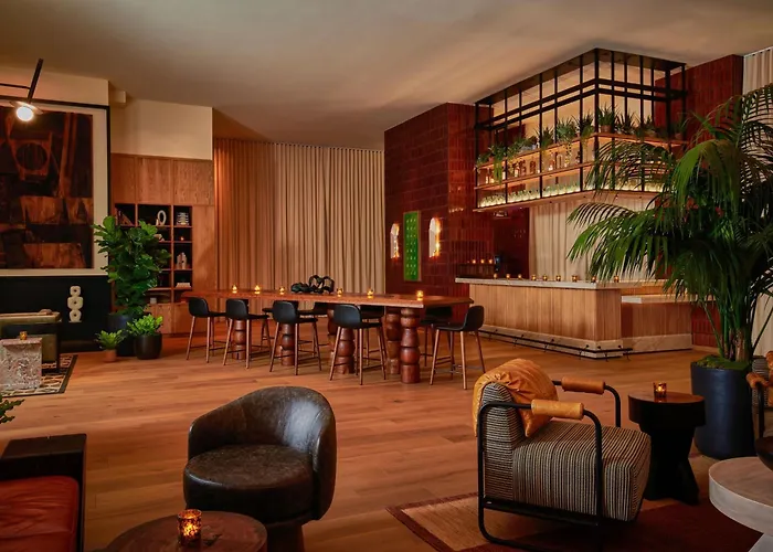 Hollywood Volume, A Tribute Portfolio Hotel