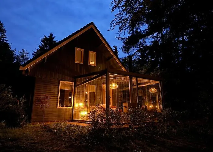 Forest Home For 2 To 8 Persons Including Hottub And Sauna