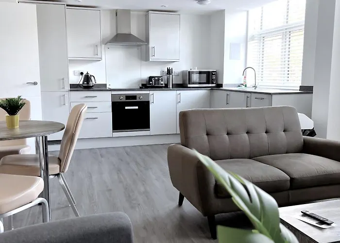 Apartments Ascot House s
