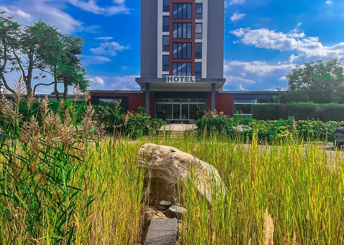 SKYHOTEL
