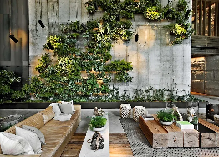 1 Hotel Brooklyn Bridge