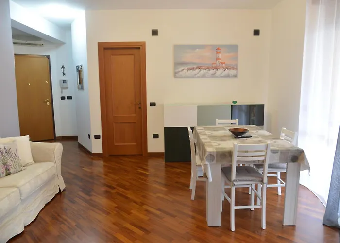 Luciana Apt - 3 Min Train To Fco Airport & Fiera