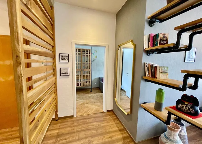 36 Pho Co & Suites