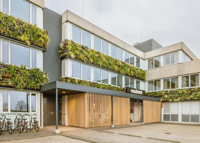 Goedkoop hotel: Maxhotel Amsterdam Airport Schiphol - Recently Renovated