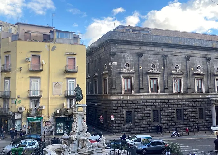 Evaref House
