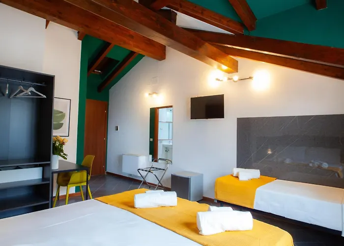Rrrapido Hotel