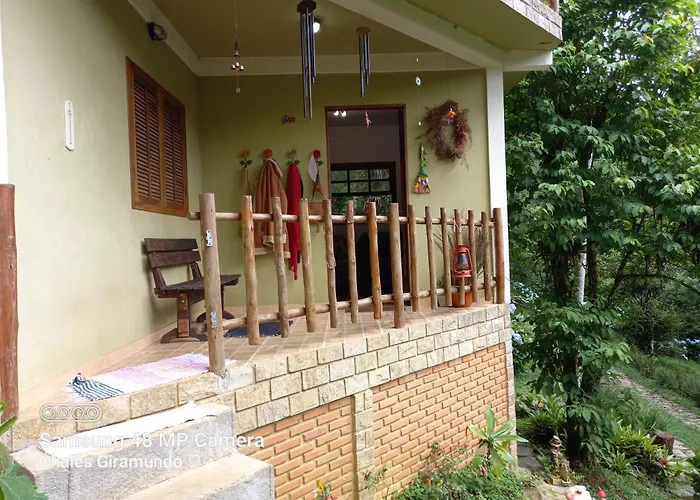 Casa de hóspedes: Chalés Giramundo