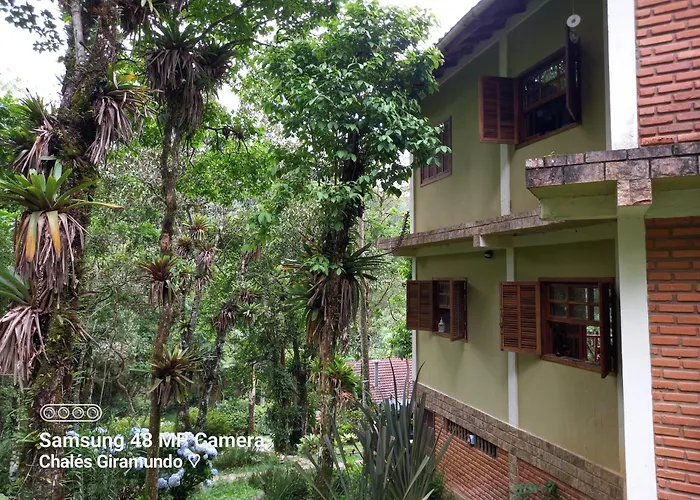 Casa de hóspedes: Chalés Giramundo