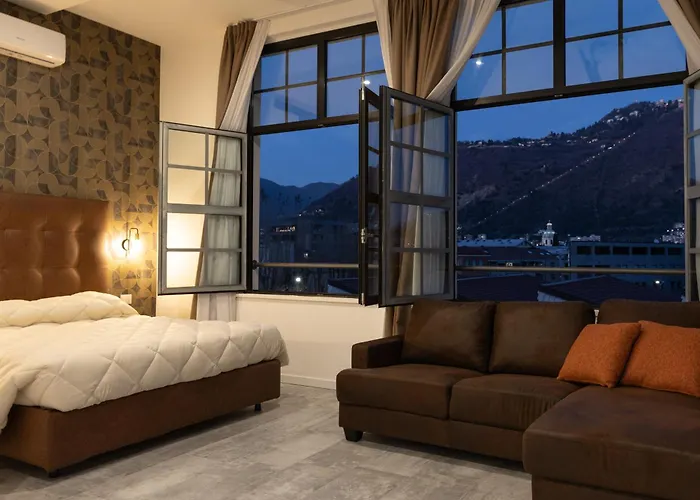 Living Lake Como-Rooms&Parking