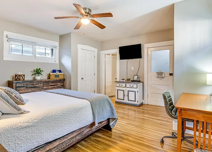 East End River Retreat: Dogs Welcome!