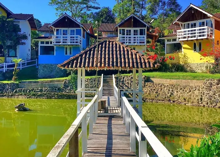 Hotel 3 estrelas: Pousada Chalés do Lago