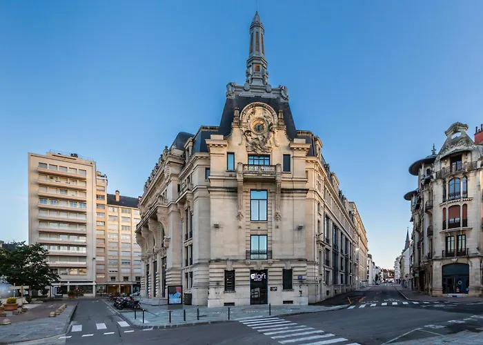Aloft Dijon