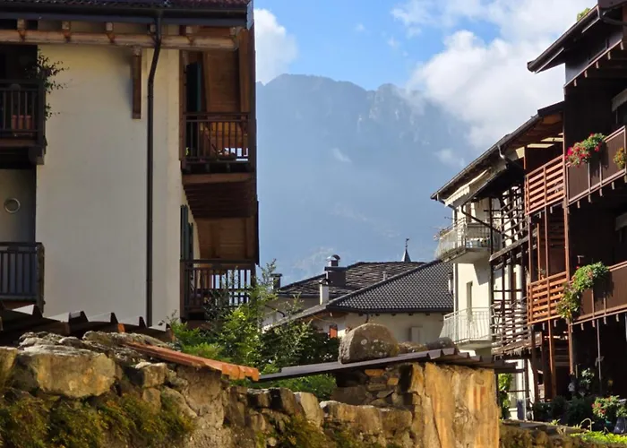 Dolomiten Lounge - moderno con parcheggio privato