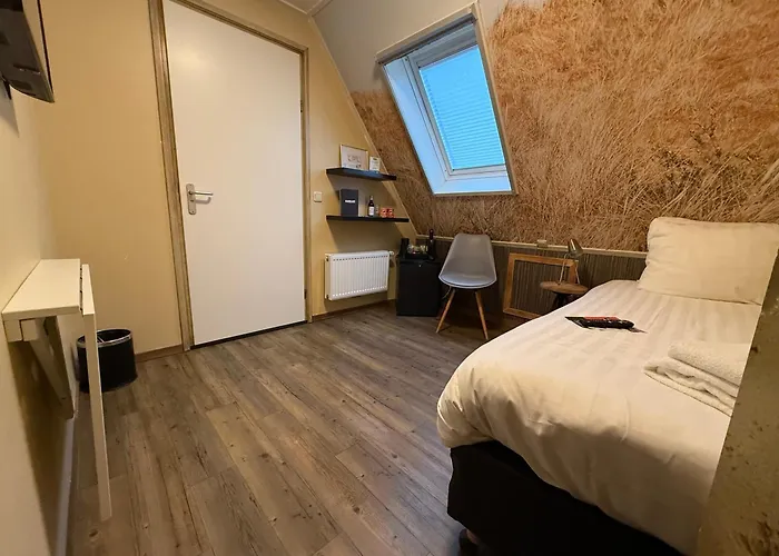 Strandhotel: Bij Hen op Ameland