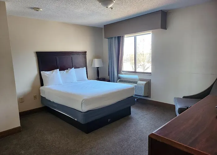 Ashley Quarters Hotel Airport-Cincinnati
