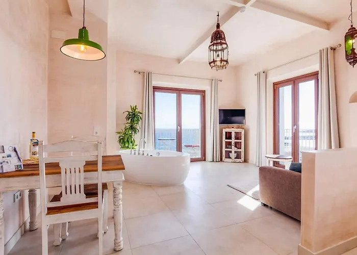 Beach hotel: Apartamentos La Residencia Tarifa