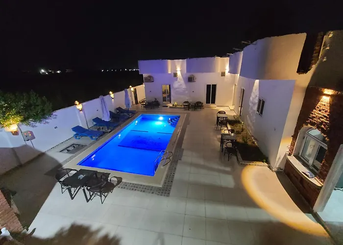 Luxor Sapphire