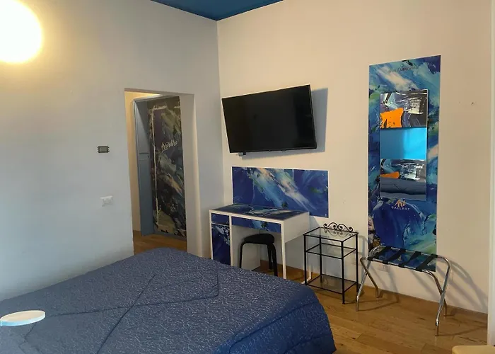 Rooms Of Love