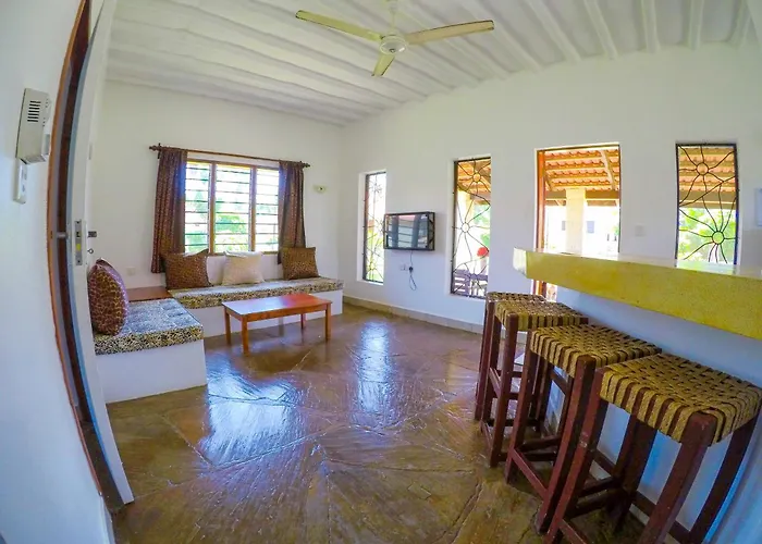 Doric Cottages Diani