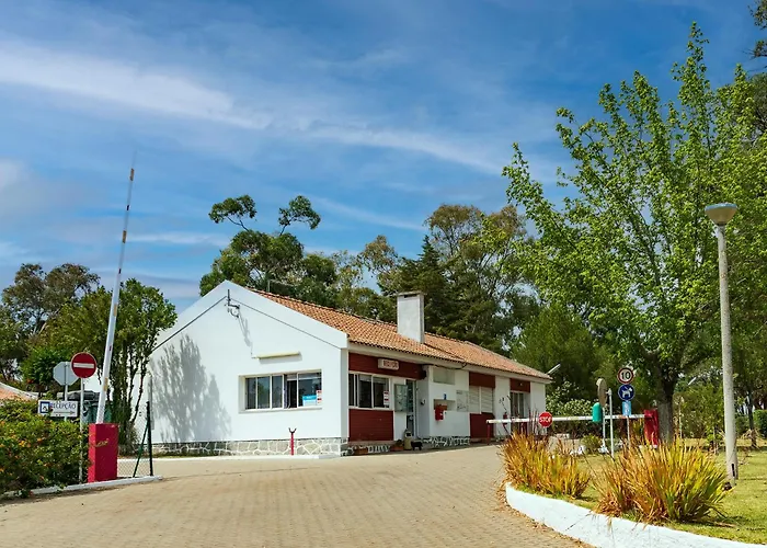 : Parque De Campismo Orbitur Evora