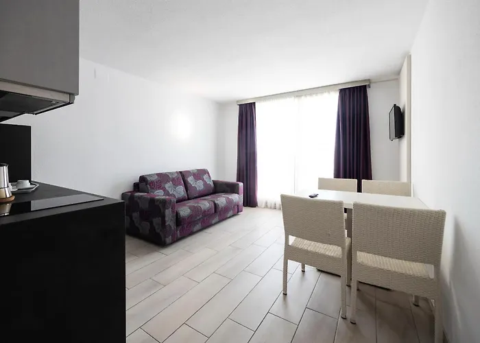 Aparthotel Miami Park