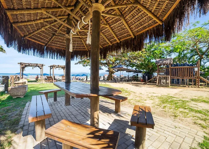 Hotel barato: Pousada Conca di Mare - Festa de Reveillon&Ceia de Natal - Pé na areia