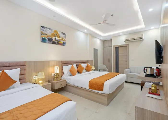 Hotels With Four Stars Sudarshan