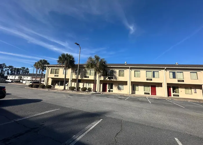 Family Hotel: Guest Cottage & Suites By Oyo Brunswick-Golden Isles