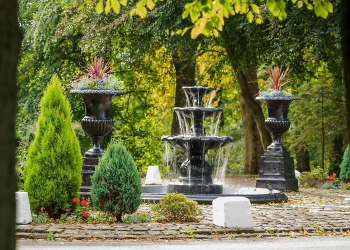 Macdonald Kilhey Court Hotel