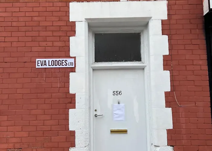 Guest house: Eva Lodges